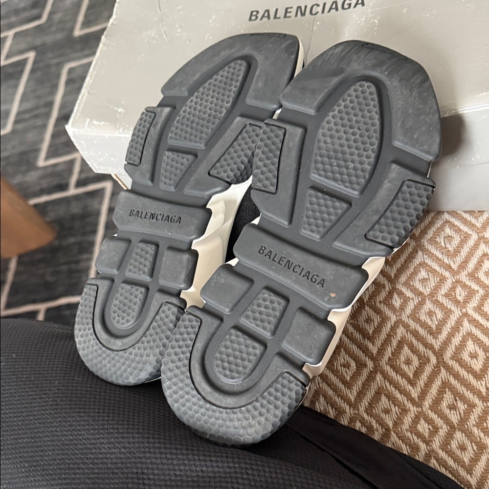 Balenciaga Women's Black and White Sock Sneakers - Picture 5 of 6